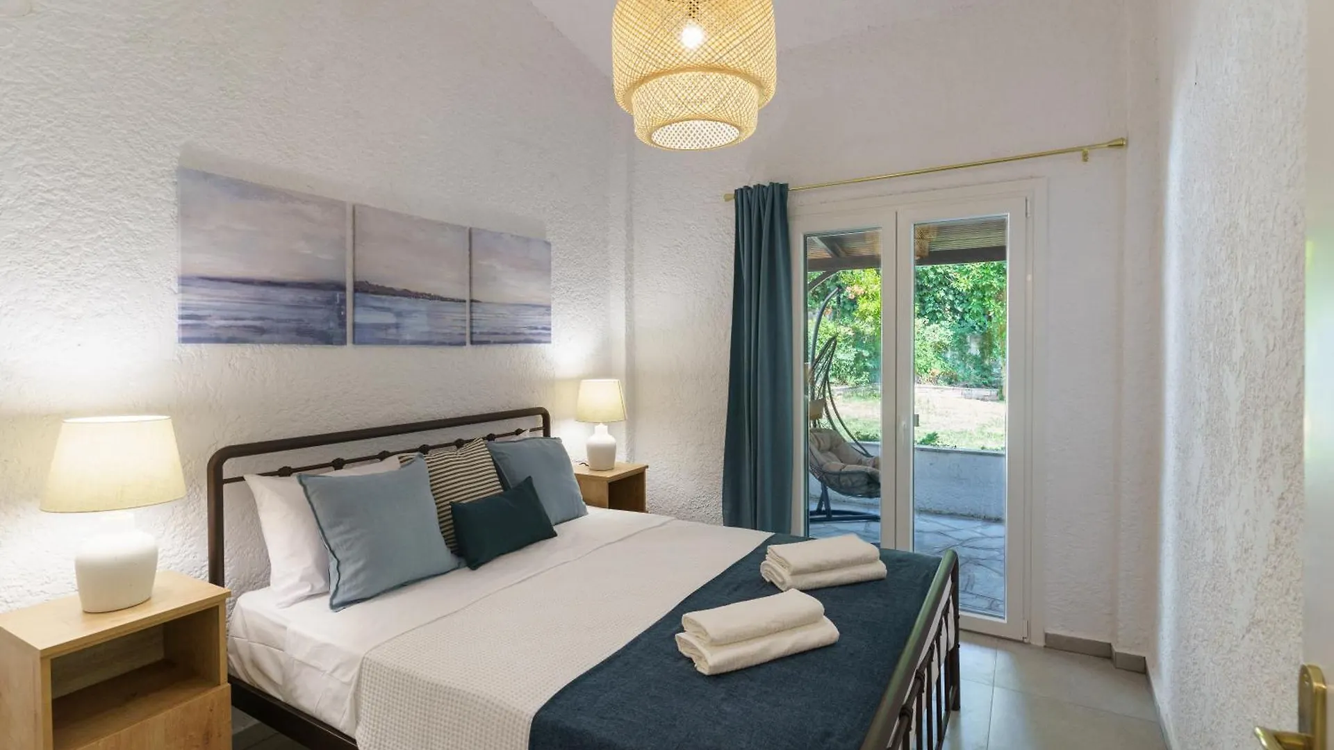 Sani Bliss By Halu!, 2-Bd Villa With Private Garden